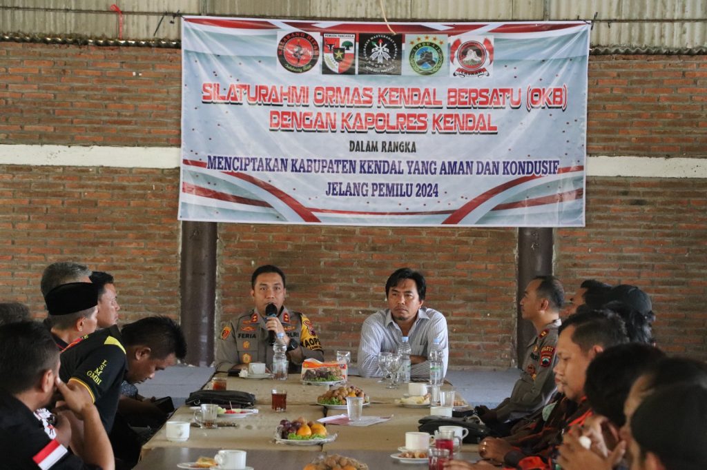 Kuatkan Sinergi Jelang Pemilu 2024, Kapolres Kendal Jalin Silaturahmi dengan Ormas dan LSM 