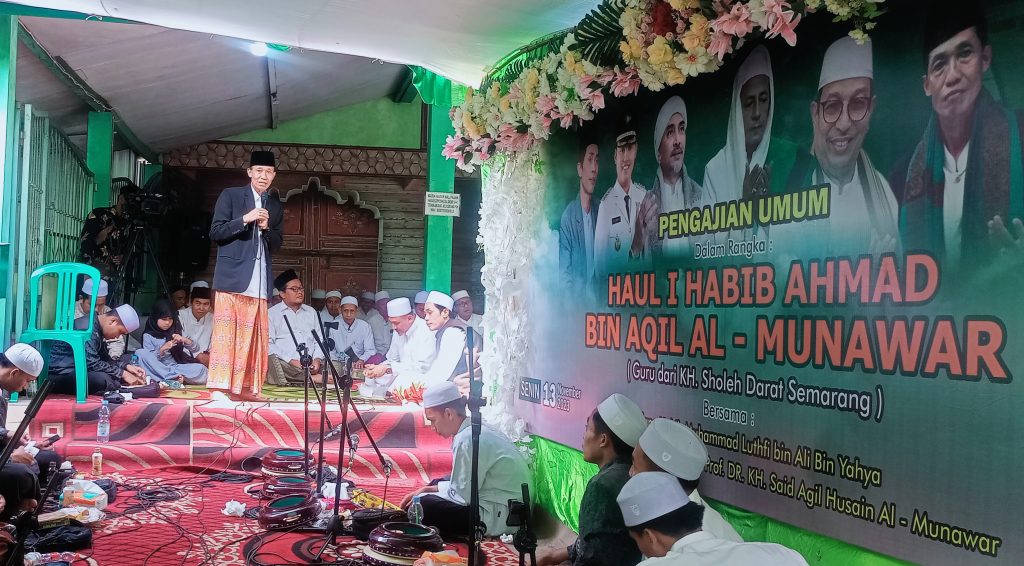 PPTQ Miftahul Huda dan Ponpes Manbaul Hikmah Melaksanakan Haul ke-1 Habib Ahmad bin Aqil Al-Munawar 