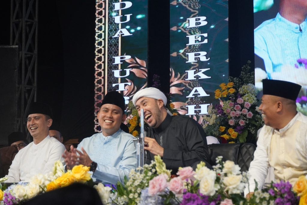 PT. Dua Putri Gelar Sholawat Bersama Habib Ali Zainal Abidin