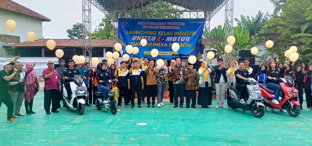 Staf Ahli Bupati Kendal Resmikan Outlet United E-Motor di Kendal 