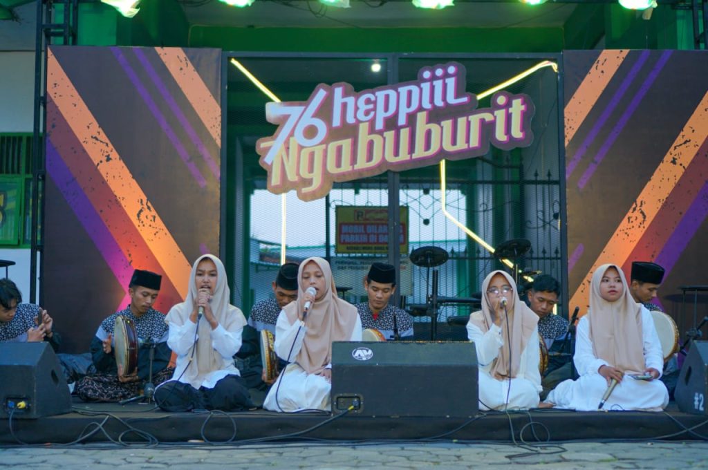 Rangkaian Dies Natalis, Inisnu Gelar Ngabuburit Heppiii dan Musik Perform