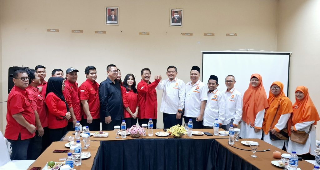 Silaturahim Pimpinan DPD PKS dan DPC PDI Perjuangan, Cari Sosok Bupati yang Paham Kendal 