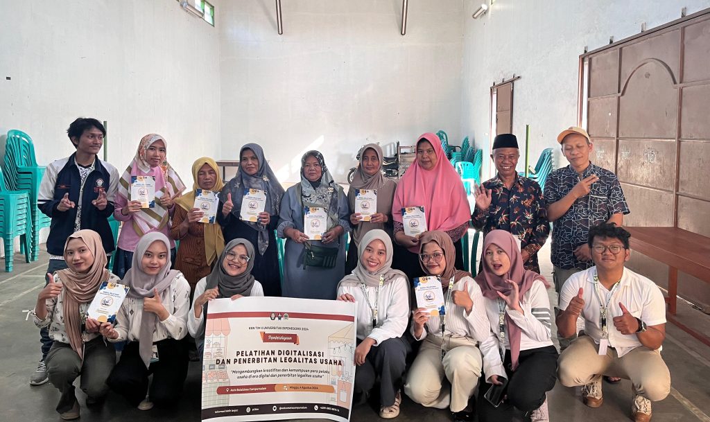 Mahasiswa KKN Undip Digitalisasi dan Legalkan UMKM untuk Kemajuan Desa