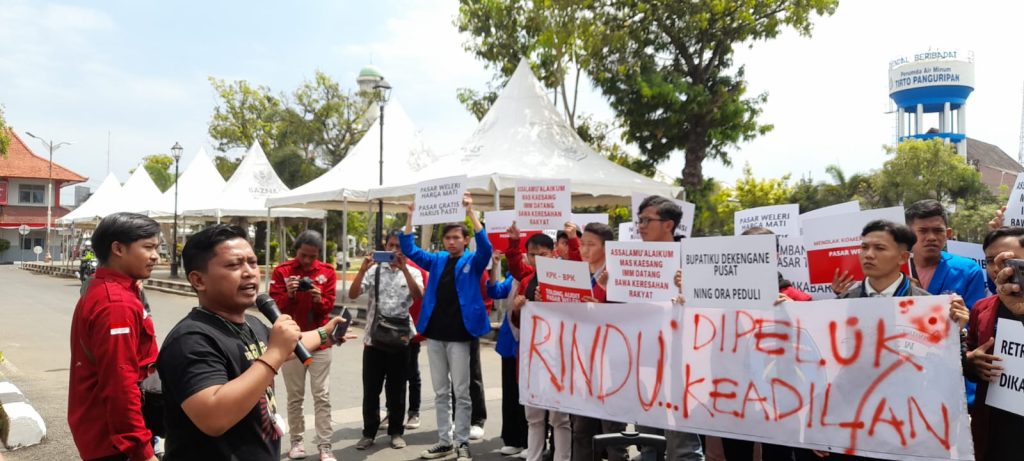 Mahasiswa Kendal Gelar Aksi Demo Soroti Beberapa Perosalan di Masyarakat 