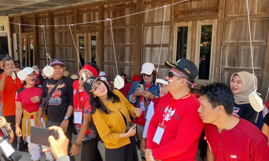 Meriahkan Hari Kemerdekaan Republik Indonesia, Mbak Tika Gelar Lomba Bareng Pelaku UMKM