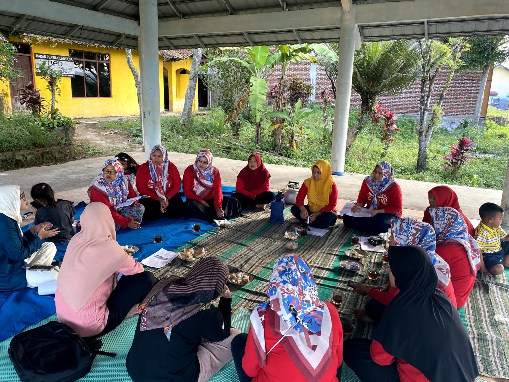 Tingkatkan Ketertiban Posyandu, Mahasiswa KKN Undip di Desa Tegalrejo Lakukan Penyuluhan Ide Ketertiban dari Analisis Psikologi Lingkungan