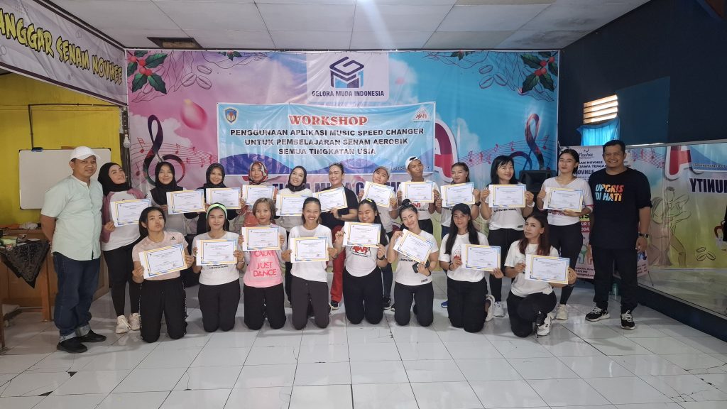 Upgris Semarang bersama Asiafi Kendal Mengelar Workshop Penggunaan Aplikasi Musik Speed Changer 