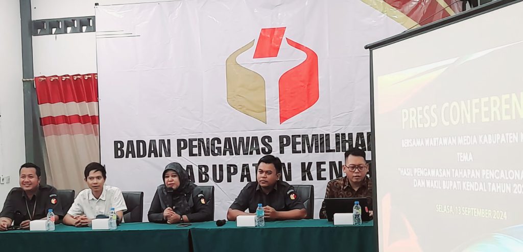 Gelar Jumpa Pers, Bawaslu Sampaikan Hasil Pengawasan Tahapan Pencalonan Bupati dan Wakil Bupati Kendal