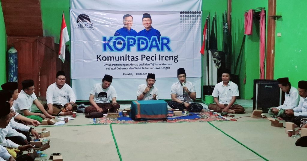 Komunitas Peci Ireng Kendal Deklarasi Kemenangan Ahmad Luthfi-Taj Yasin Maimoen