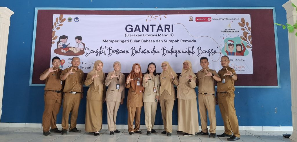 Puncak Bulan Bahasa, Dikukuhkan Duta Literasi SMAN 1 Tayu