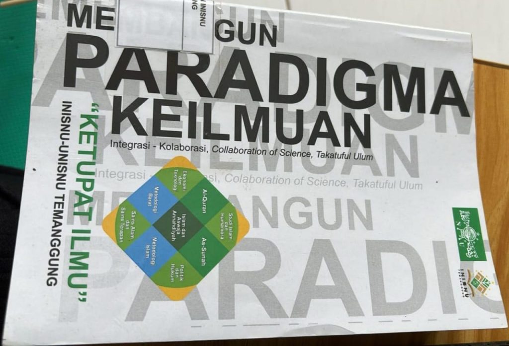 Distingsi Keilmuan Collaboration of Science Perspektif Hamidulloh Ibda