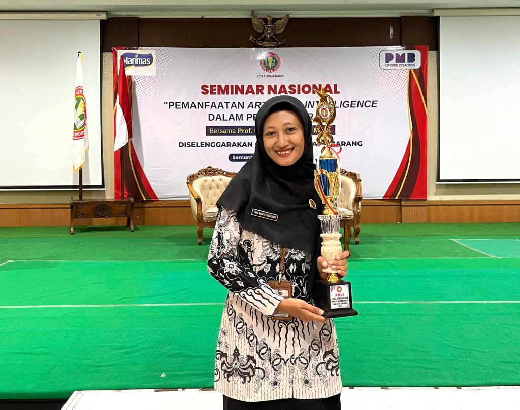 Kisah Dian, Kepala SDN Gajahmungkur 03 Juara 2 Kategori Kepala Sekolah Inovatif Dan Berdedikasi