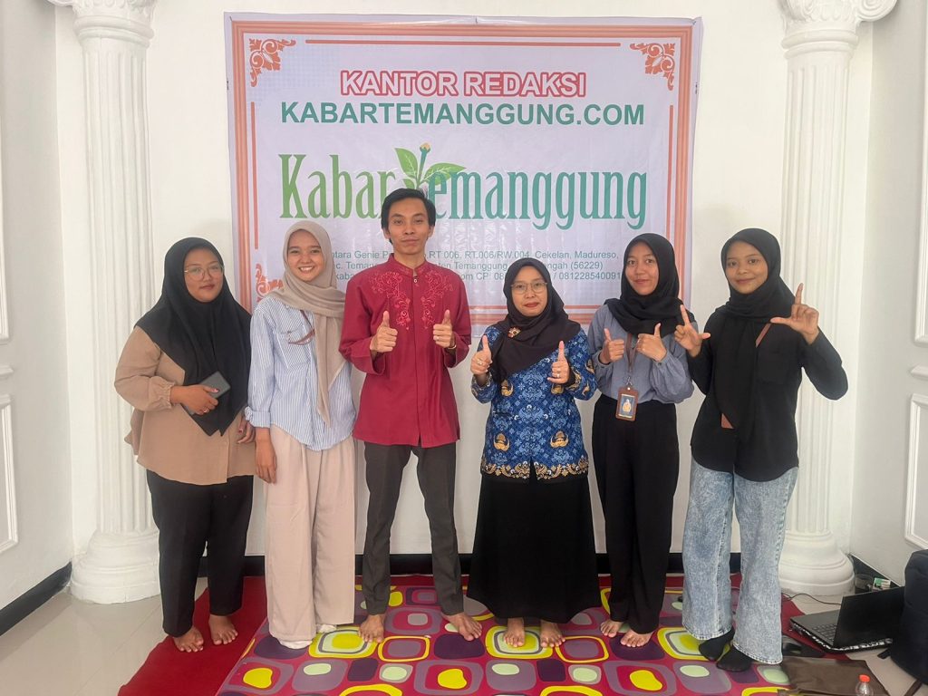 Pantau Magang Jurnalistik, DPL Untidar Kunjungi Kabar Temanggung
