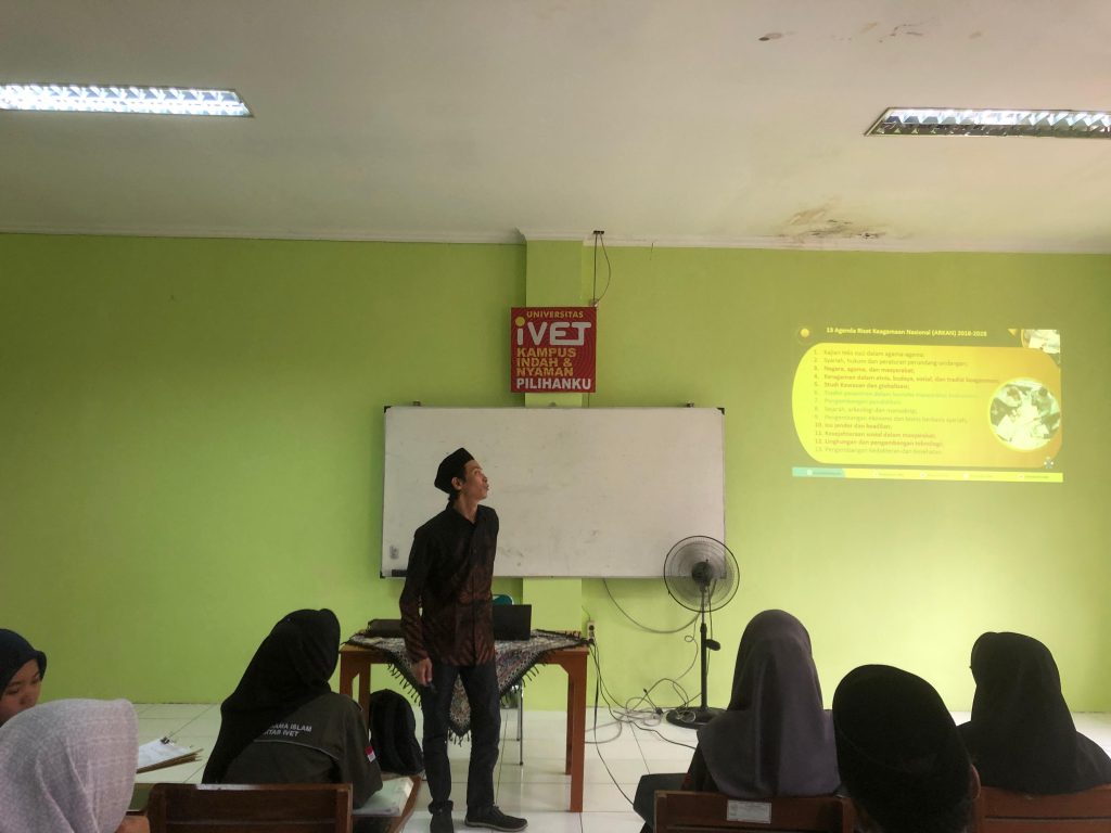 Dosen INISNU Jadi Dosen Tamu di Universitas Ivet Semarang