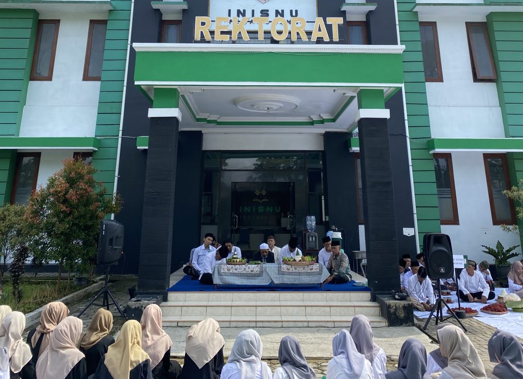 Inisnu Gelar Nyadran, Pertama Kali di Perguruan Tinggi