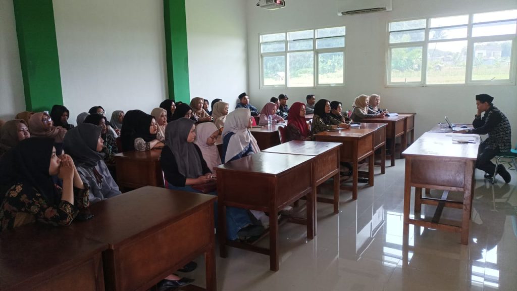 Siapkan Pancadharma Internasional, Inisnu Gelar Workshop Penulisan Proposal Tugas Akhir 