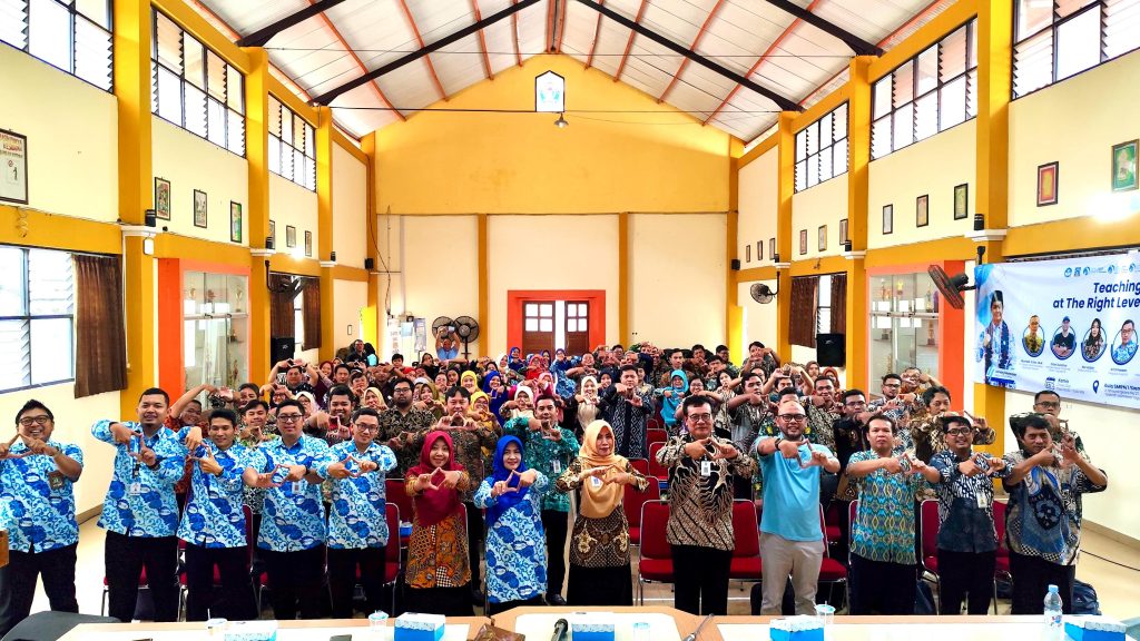 Dorong Transformasi, IGI Sleman dan Telkomsel Latih Teknologi pada Guru