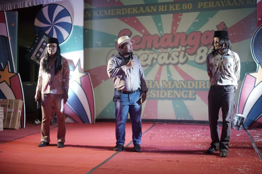 HUT ke-80 RI , Warga Graha Mandiri Residence dengan Beragam Lomba