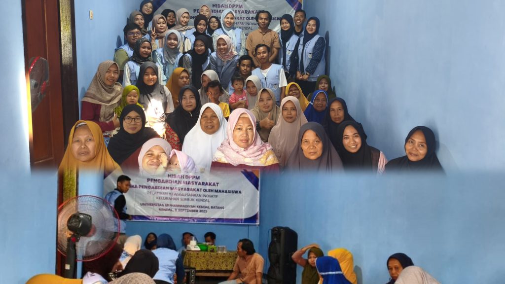 Didukung DPPM 2025, Mahasiswa KKN UMKABA Gelar Pelatihan Kewirausahaan Kreatif