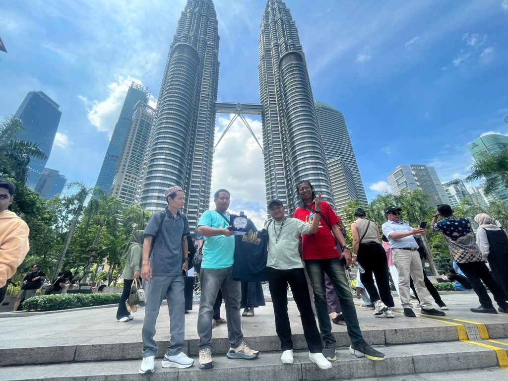 Di Malaysia, Amura Tours & Travel Berikan Hadiah Lomba Vlog dan Microblogging 4 Negara