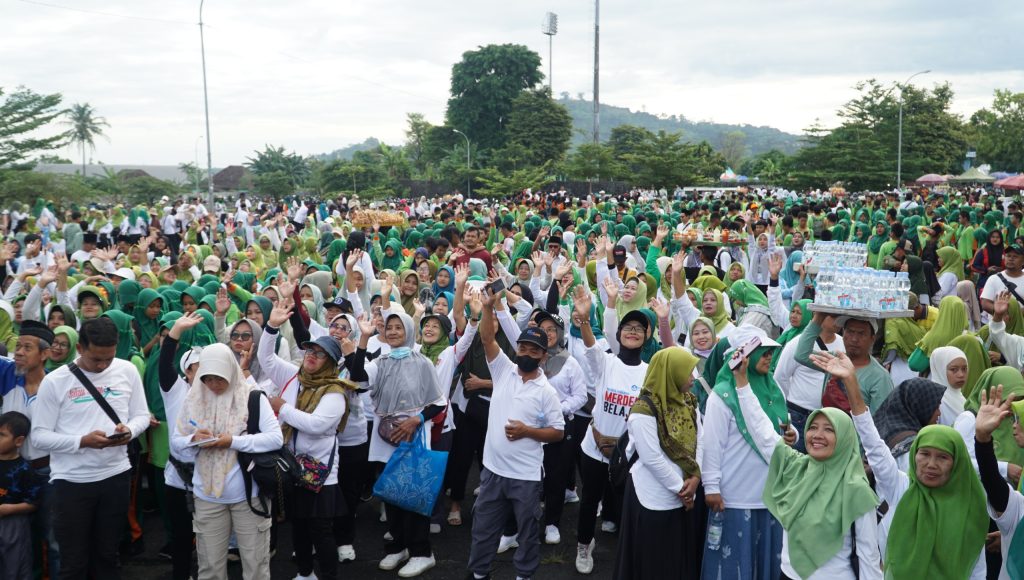25 Ribu Peserta Padati Jalan Sehat Santri NU Jateng 2025