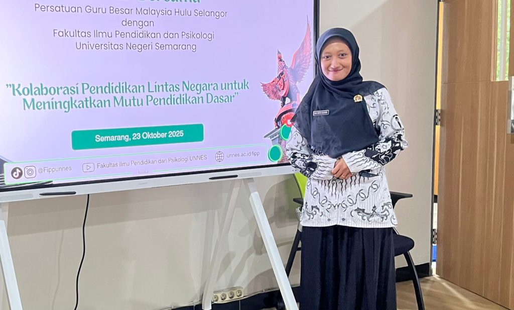 Kepala SDN Gajahmungkur 03 Jadi Narasumber Seminar Internasional Bersama Persatuan Kepala SD Hulu Selangor Malaysia
