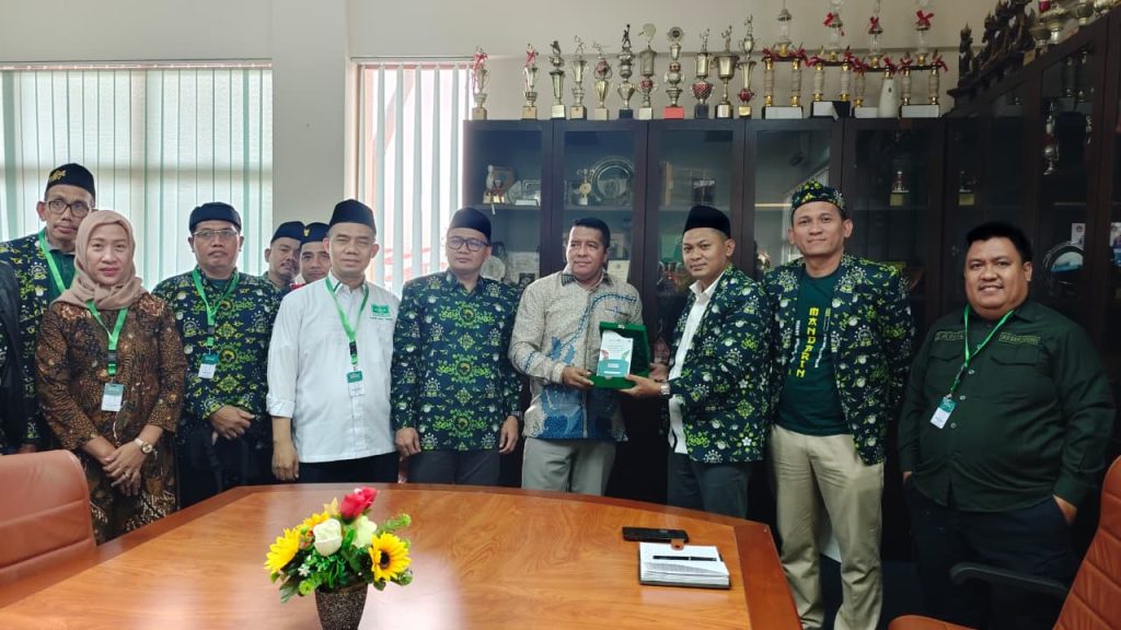 Menuju Panggung Internasional, Ma’arif Jateng Blusukan ke Sekolah Indonesia Singapura