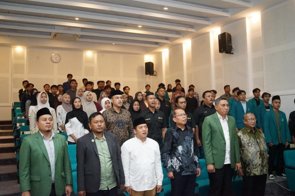 Kuliah Umum di HES Unwahas, Diisi Hakim Mahkamah Konstitusi