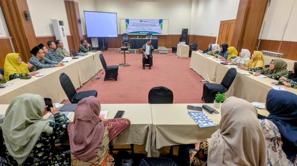 LP Ma’arif PWNU Jateng Bersama Pearson Tingkatkan Kapasitas Guru Bahasa Inggris